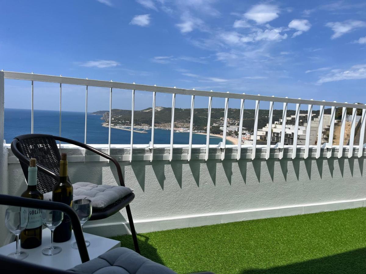 Axenic Retreat - Panoramic Ocean View, Sleeps 4, Ensuite Bathroom, New Redesign Sesimbra Ngoại thất bức ảnh